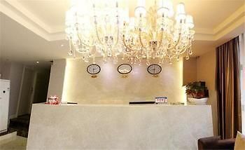 Mango Hotel Chongqing Bagian luar foto