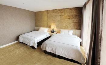 Mango Hotel Chongqing Bagian luar foto